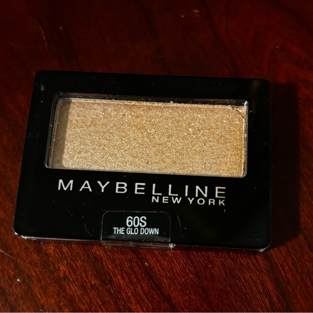 NWT Sealed Maybelline New York Gold shade Eyeshadow.